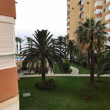 Apartamentos Centro Internacional Algarrobo-Costa Dış mekan fotoğraf