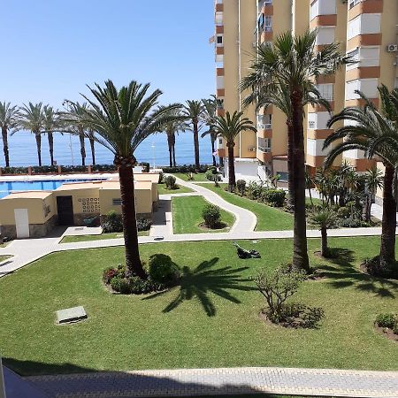 Apartamentos Centro Internacional Algarrobo-Costa Dış mekan fotoğraf