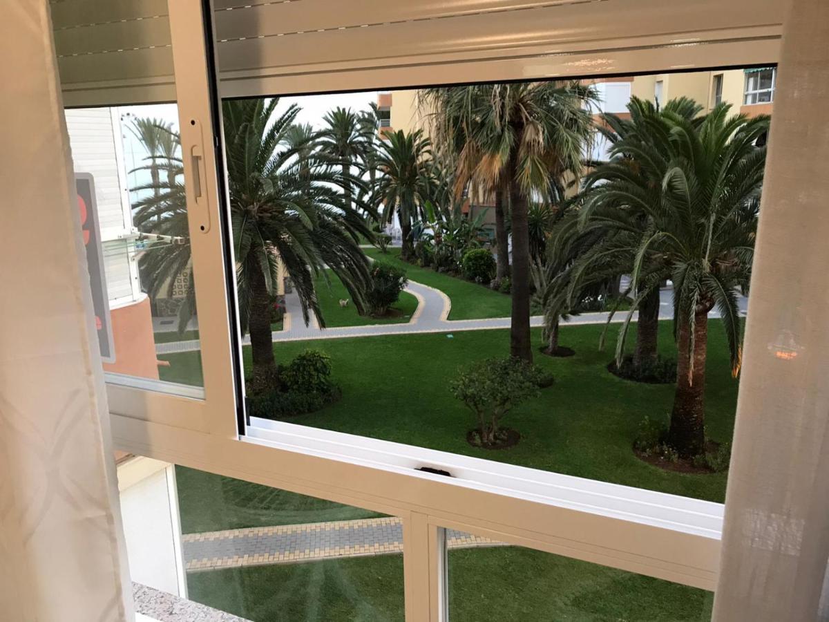 Apartamentos Centro Internacional Algarrobo-Costa Dış mekan fotoğraf